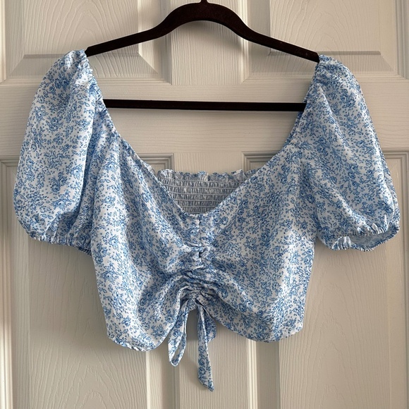 RESA Bella Crop Top in Meadow - Picture 4 of 14